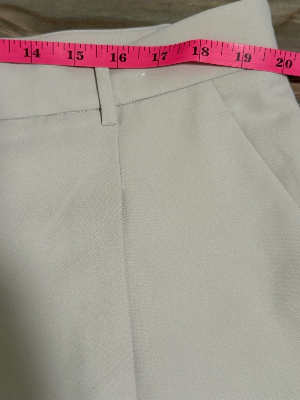 Abercrombie & Fitch Ankle Grazing Tapered Tailored Pants Sz. 16 Beige Modern - Picture 5 of 8